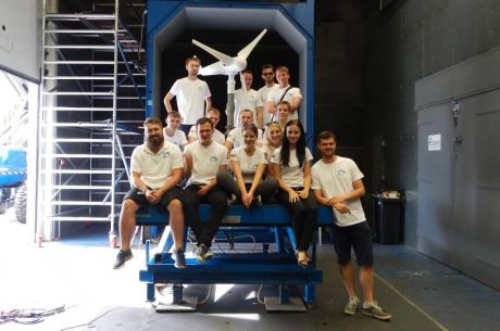 Studenci z PŁ wygrali międzynarodowy konkurs turbin wiatrowych w Holandii