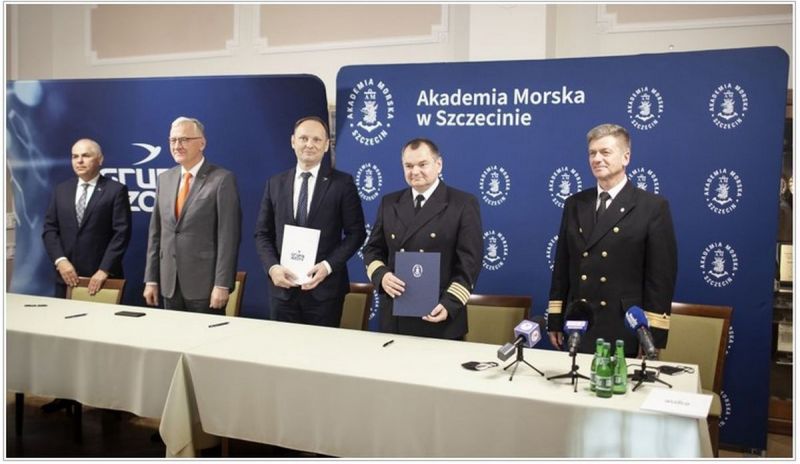 Podpisanie umowy między spółkami Grupy Azoty a Akademią Morską w Szczecinie