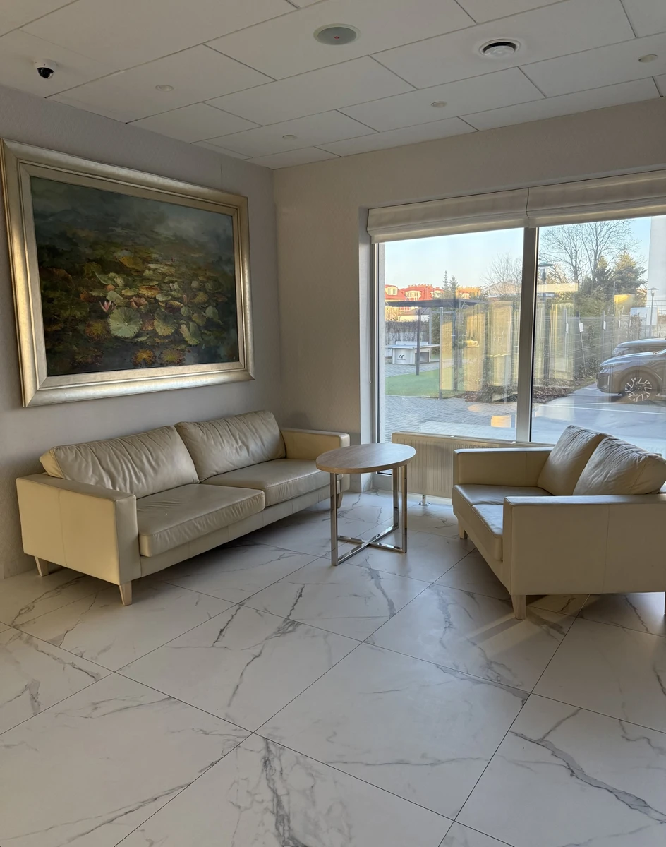 Warszawska  Akademia Medyczna Nauk Stosowanych - 2