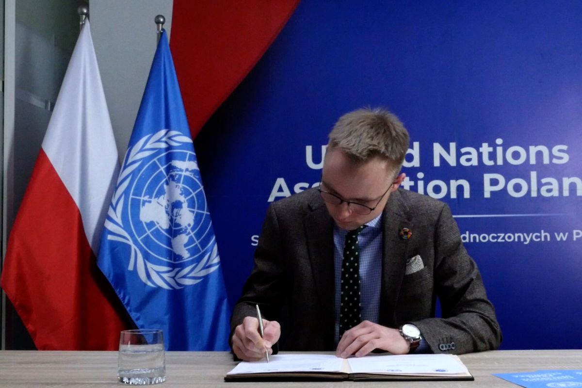 Uczelnie Vistula podpisały porozumienie o współpracy ze Stowarzyszeniem Narodów Zjednoczonych w Polsce - 1