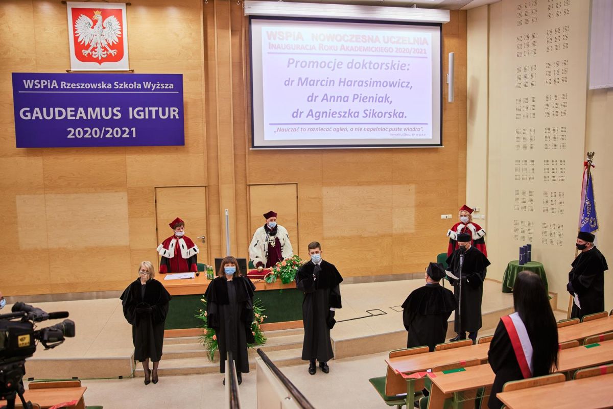 Inauguracja roku akademickiego w WSPiA - 11